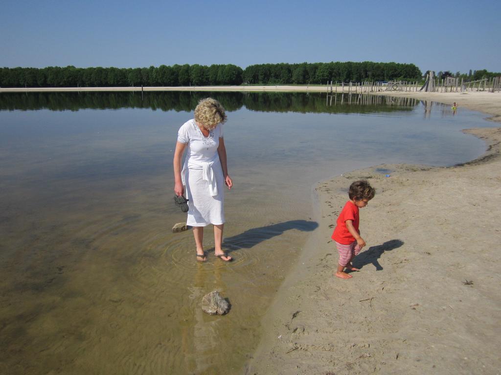 Moushouk Bed And Breakfast Oostwold  Екстериор снимка